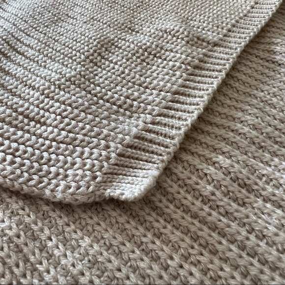 Cowl Neck Sleeveless Sweater - Picture 8 of 8